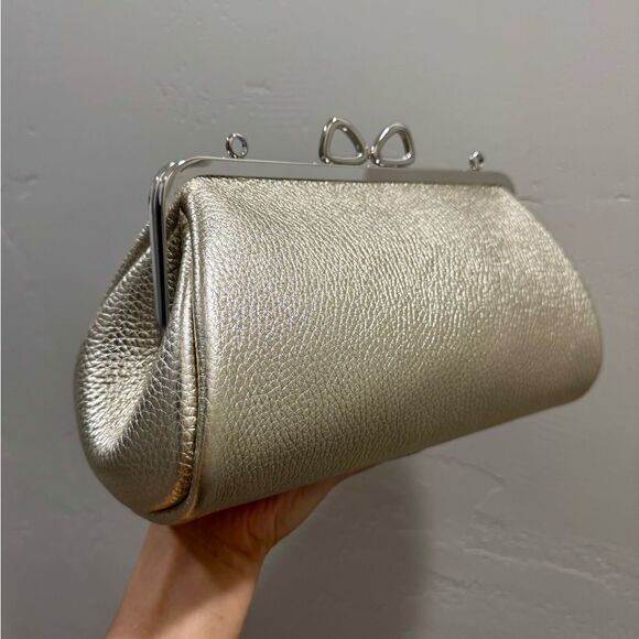 Gold Togo Cowhide Calfskin Handmade “Bow” Shaped Kisslock Baguette Bag/Crossbody - Picture 11 of 16